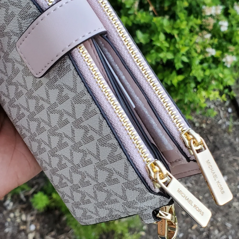 New Michael kors Wallet Double Zipper Vanilla with pink color - Picture 4 of 14